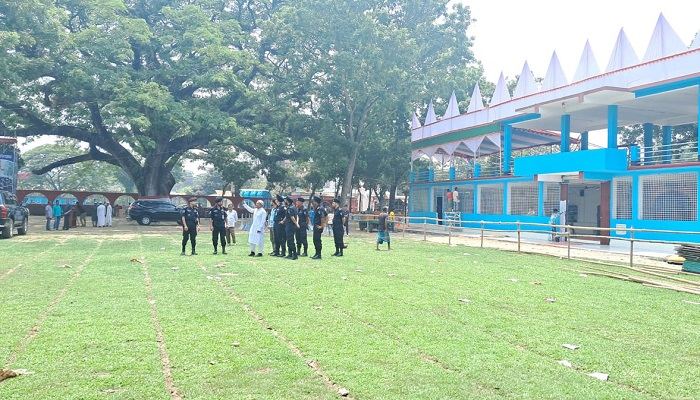 প্রস্তুত শোলাকিয়া, মোবাইল-ছাতায় নিষেধাজ্ঞা