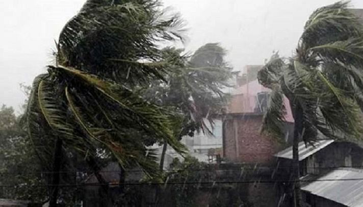রাতে ৬০ কিলোমিটার বেগে ঝড়ের পূর্বাভাস