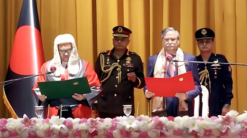 প্রধান বিচারপতি হিসেবে শপথ নিলেন ওবায়দুল হাসান