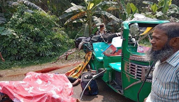 ভোলায় কাভার্ডভ্যান-সিএনজির মুখোমুখি সংঘর্ষে ৩ জন নিহত