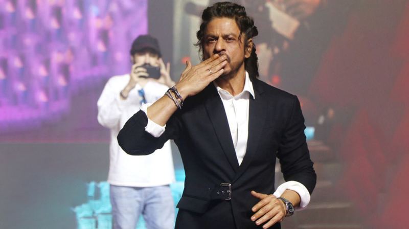 এশিয়ার সেরা ৫০ তারকার শীর্ষে শাহরুখ
