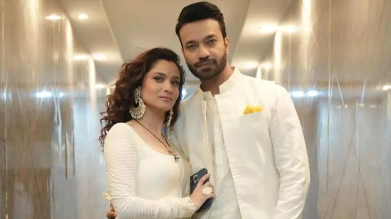 অঙ্কিতা- ভিকির অন্তরঙ্গ দৃশ্যের ভিডিও ভাইরাল!
