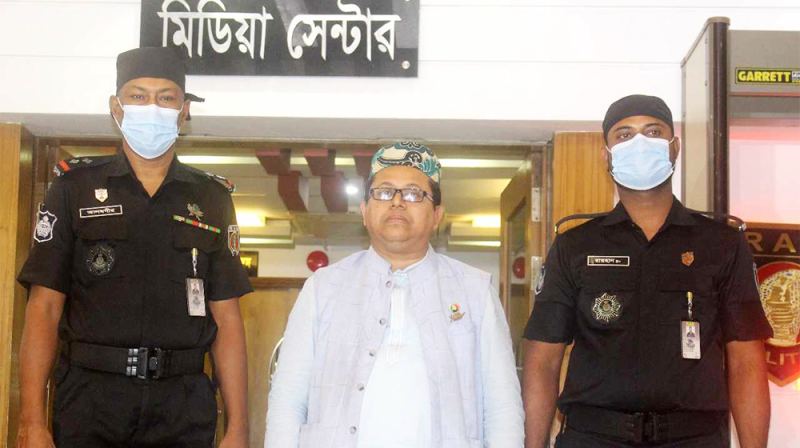 মনোনয়ন পেতে ৩০০ কোটি টাকা দাবি করতেন হানিফ