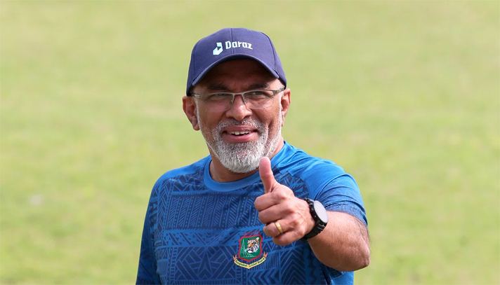 আইপিএল নয়, দেশের খেলা আগে : হাথুরুসিংহে