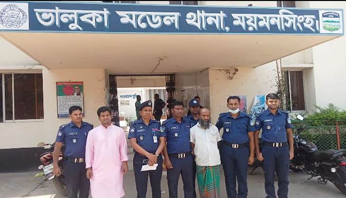 ২৭ বছর পালিয়েও রক্ষা পেলেন না কামাল