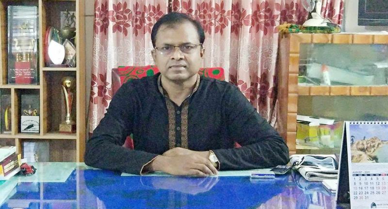ফরিদপুরে প্রধান শিক্ষকের বিরুদ্ধে নারী নারী কেলেঙ্কারির অভিযোগ