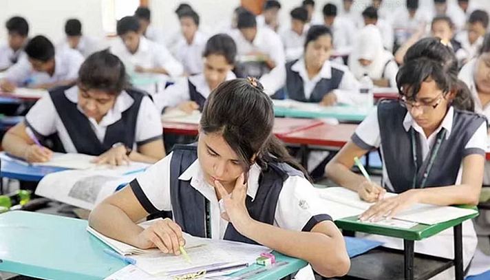 ৩ বোর্ডের এইচএসসি পরীক্ষা পেছাল