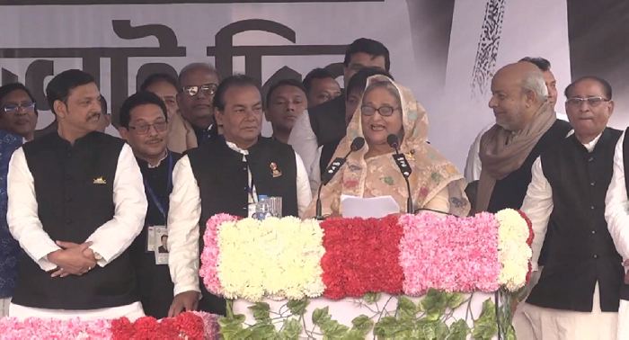 টাকা দিয়ে ফরিদপুরের জনগনকে কেউ কিনতে পারবে না : প্রধানমন্ত্রী