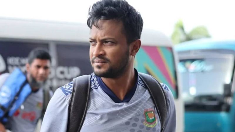 প্রথম ক্রিকেটার হিসেবে বিশ্বকাপে সাকিবের ‘ফিফটি’