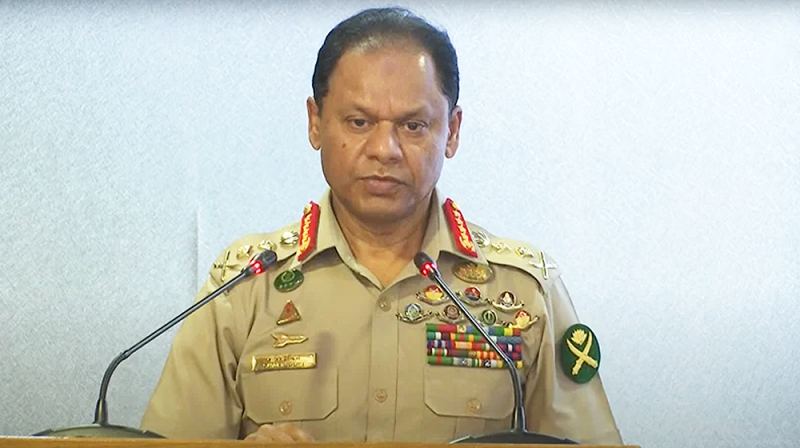 এক বন্ধুরাষ্ট্রকে খুশি করতে গিয়ে অন্যের বিরাগভাজন হতে পারি না : সেনাপ্রধান