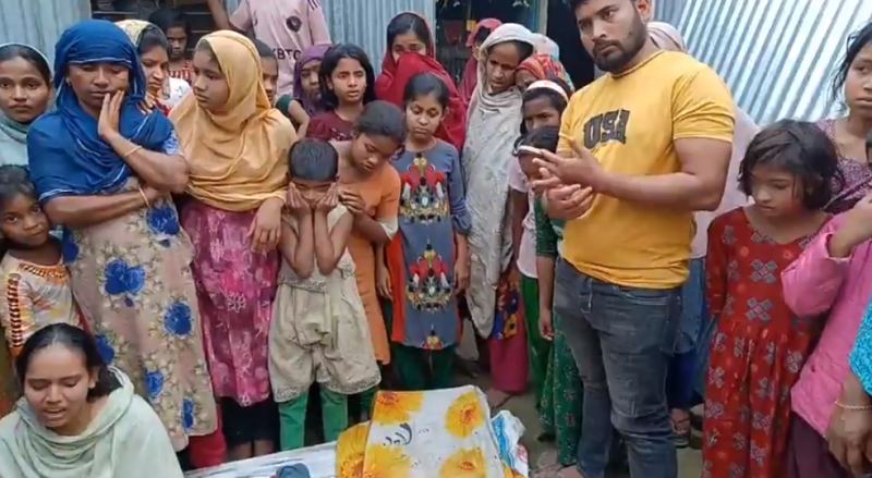 কুলিয়ারচরে টমটমের ধাক্কায় বাবা-ছেলে নিহত