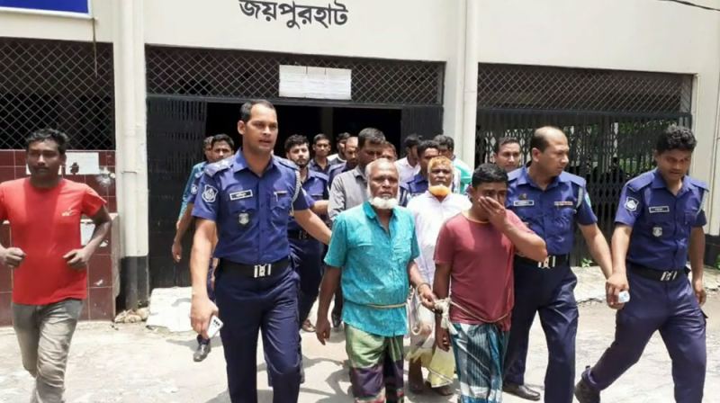 জয়পুরহাটে কৃষক হত্যা মামলা : বাবা-ছেলেসহ ১০ জনের যাবজ্জীবন