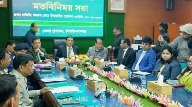 ‘চালের দাম না কমালে বিনা শুল্কে আমদানি’