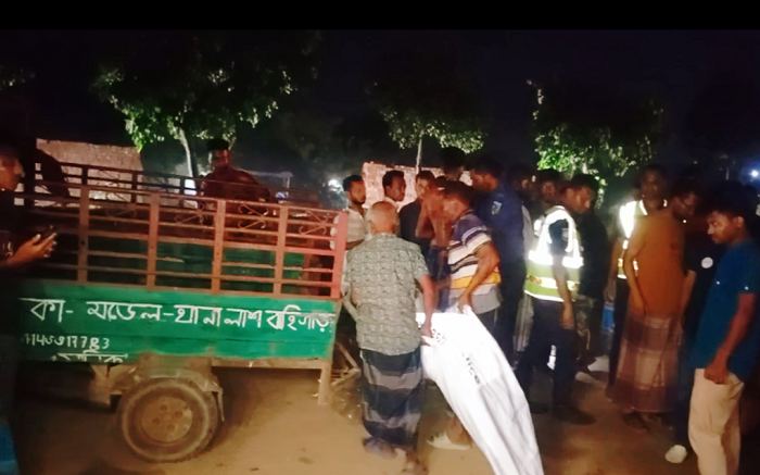 ভালুকায় সড়ক দুর্ঘটনায় স্বামী-স্ত্রীর মৃত্যু
