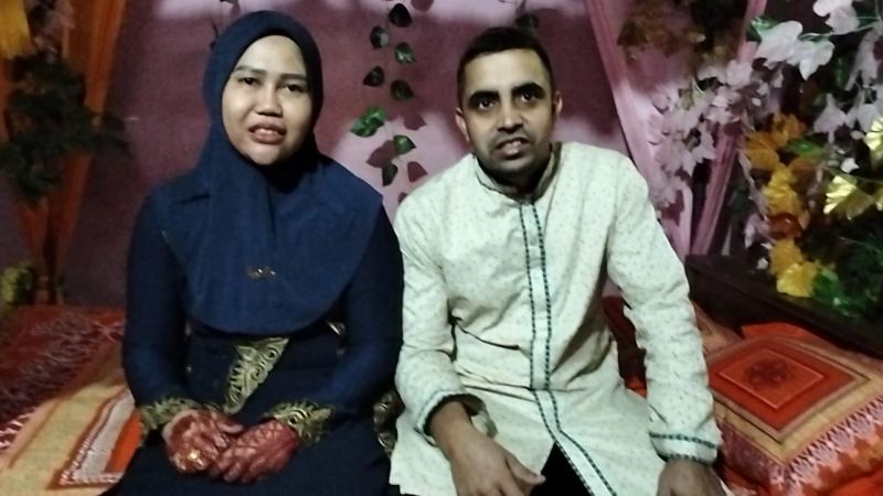 প্রেমের টানে করিমগঞ্জে মালয়েশিয়ান তরুণী মিসনেওয়াতী