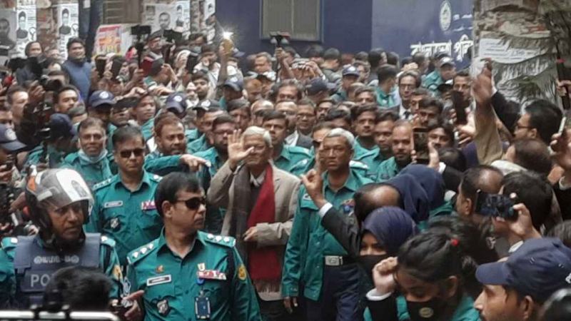৯ মামলায় গ্রেপ্তার দেখাতে আবেদন মির্জা ফখরুলের