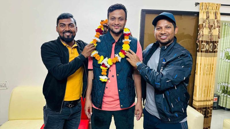 বিপুল ভোটে নির্বাচিত সাকিব
