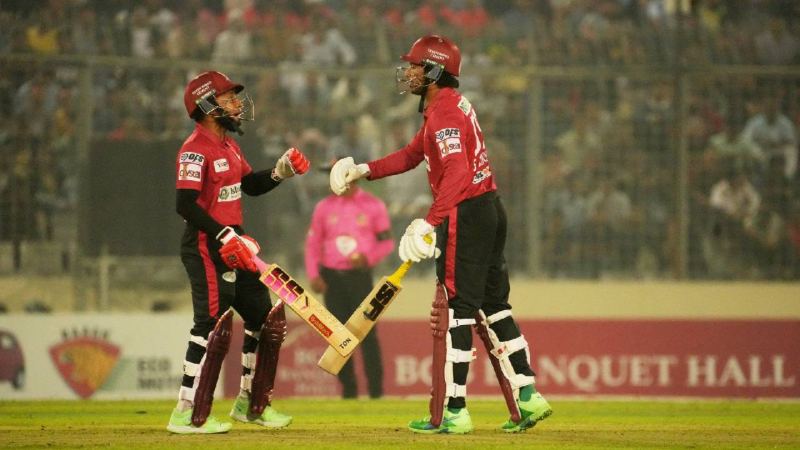 সাকিবদের স্বপ্নভঙ্গ, ফাইনালে কুমিল্লার সঙ্গী তামিমের বরিশাল
