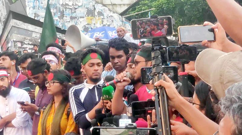 শাহবাগ ছাড়লেন আন্দোলনকারীরা, নতুন কর্মসূচি ঘোষণা