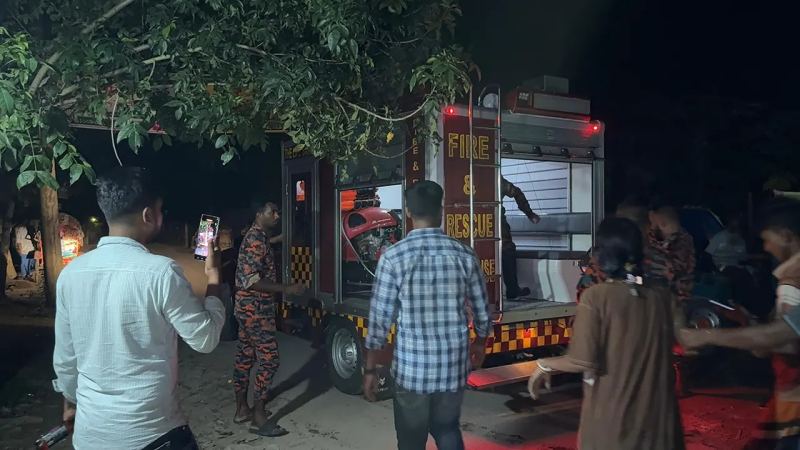 পদ্মায় স্পিডবোট দুর্ঘটনায় নারী নিহত, আহত ৮