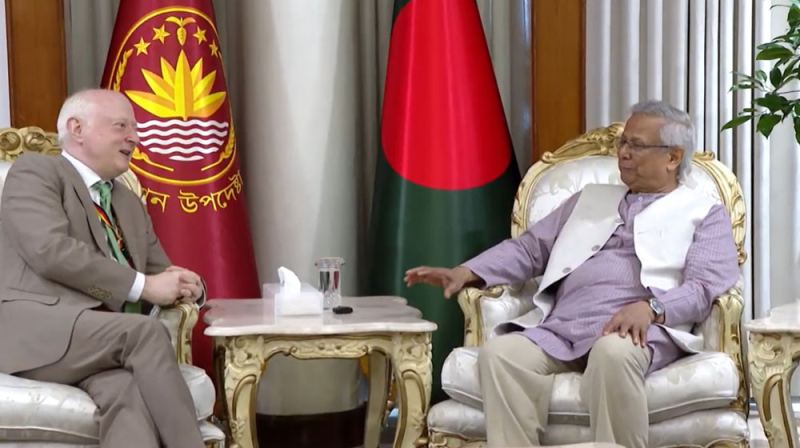 ফেব্রুয়ারিতে জাতীয় নির্বাচন হবে উৎসবমুখর, জার্মান রাষ্ট্রদূতকে প্রধান উপদেষ্টা