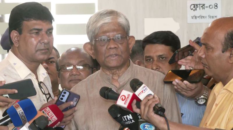 নিত্যপণ্যের দাম কেন কমছে না, জানালেন অর্থ উপদেষ্টা