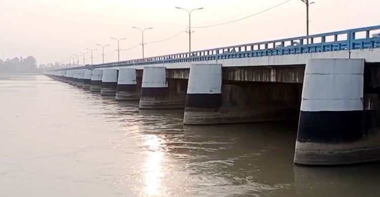 বিপৎসীমায় তিস্তার পানি, বন্যার শঙ্কা