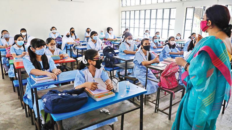 শনিবারও স্কুল-কলেজে ক্লাস নেওয়ার সিদ্ধান্ত