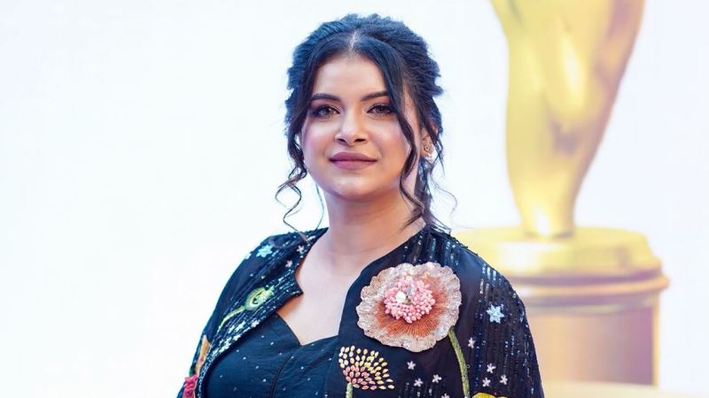 ফের বিয়ে করলেন শবনম ফারিয়া