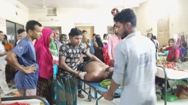 চুয়াডাঙ্গায় ট্রাকের চাপায় নিহত ৩