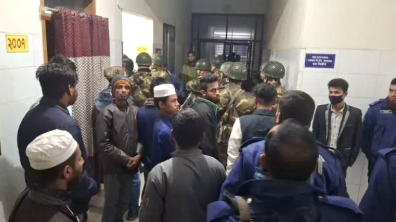 কিশোরগঞ্জে ভুল চিকিৎসায় রোগী মৃত্যুর অভিযোগ, হাসপাতাল ভাঙচুর