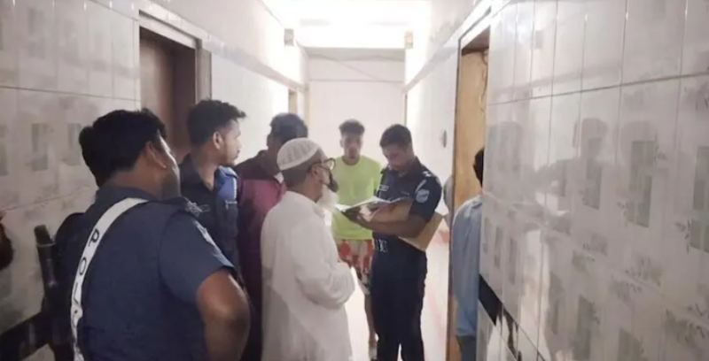 ভৈরবে আবাসিক হোটেল থেকে যুবকের ঝুলন্ত মরদেহ উদ্ধার