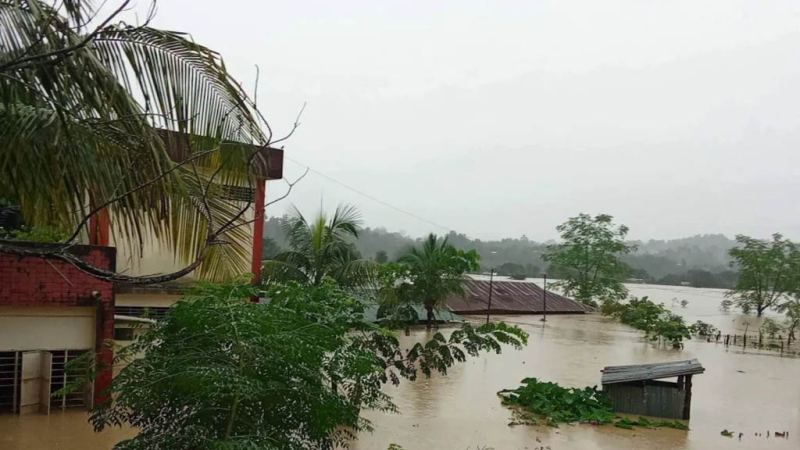 চার নদীর পানি বিপৎসীমার ওপরে, ১০ জেলায় বন্যার অবনতি