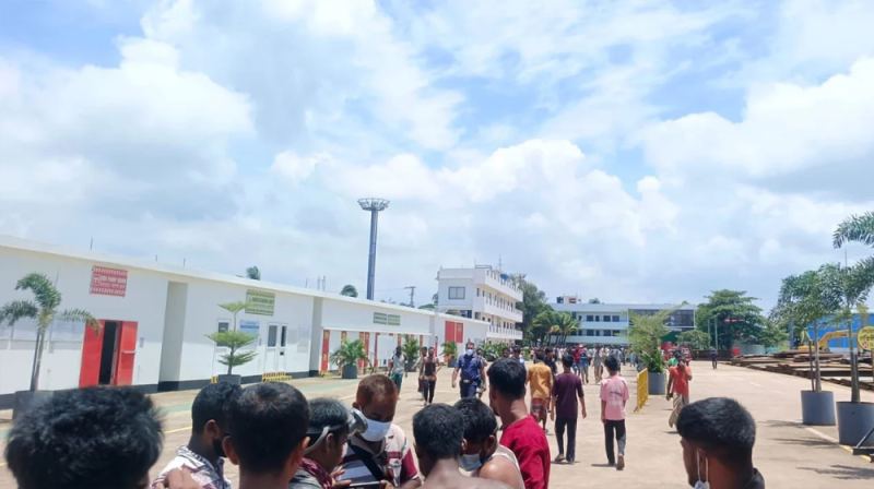সীতাকুণ্ডে জাহাজভাঙা কারখানায় বিষক্রিয়ায় পাঁচ শ্রমিকের মৃত্যু
