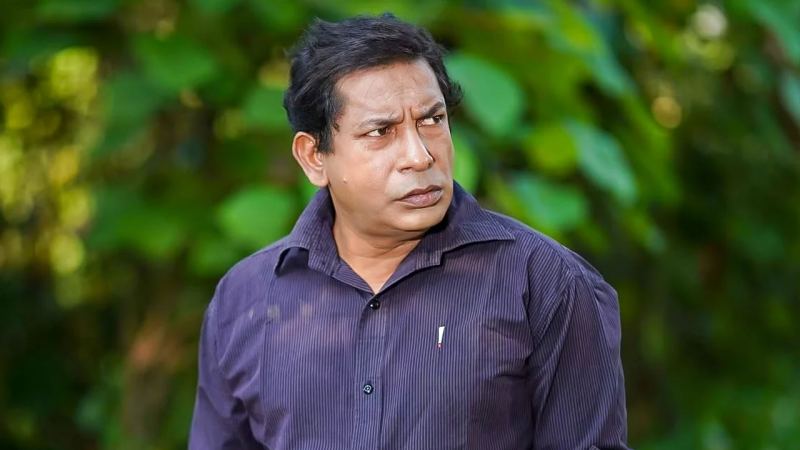 মোশাররফ করিমের কাছ থেকে অভিনয় শেখার সুযোগ