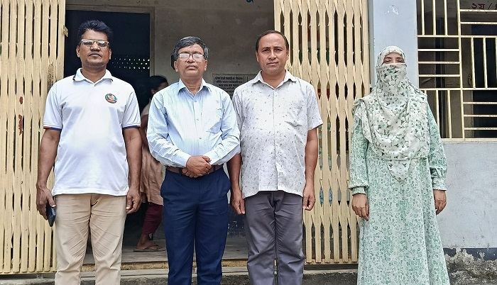 দক্ষিণ টামনী সরকারি প্রাথমিক বিদ্যালয় আকস্মিক পরিদর্শনে করিমগঞ্জ উপজেলা রিসোর্স সেন্টারের ইন্সট্রাক্টর