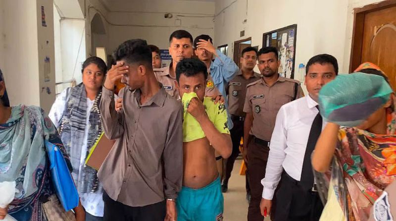 খণ্ডিত তরুণীর লাশে ট্যাটু দেখে চিনলেন মা-বাবা, পাঁচজনকে চার দিনের রিমান্ডে