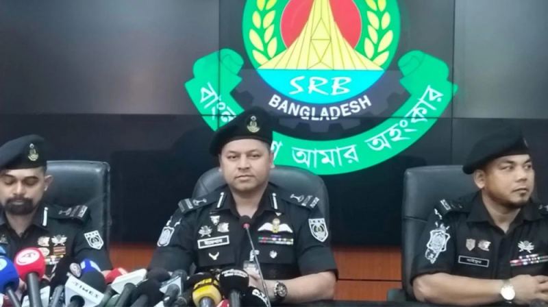 লুণ্ঠিত অস্ত্রের তথ্য দিলে মিলবে পুরস্কার, পরিচয় গোপন রাখবে এসআরবি