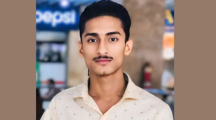 পাকুন্দিয়ায় ফেসবুকে ‘পরাজিত’ লিখে নিজ ঘরে ফাঁস নিয়ে যুবকের আত্মহত্যা