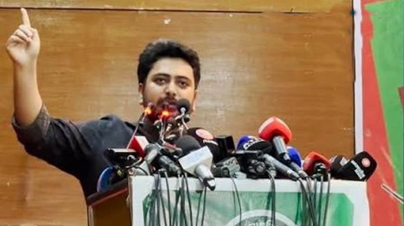 শেখ হাসিনা দেশে ফিরলে ফাঁসির মঞ্চে নেওয়ার হুঁশিয়ারি নাহিদের