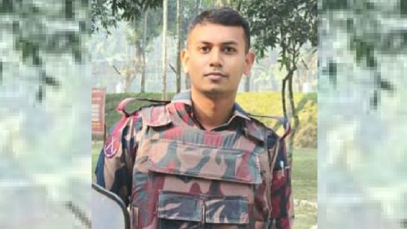 কুড়িগ্রামে নিজের রাইফেলের গুলিতে বিজিবি সদস্যের মৃত্যু
