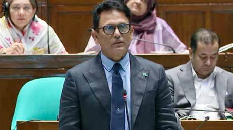 শিক্ষার্থীদের নিয়ে মন্তব্যের জন্য সংসদে শিক্ষামন্ত্রীর দুঃখ প্রকাশ